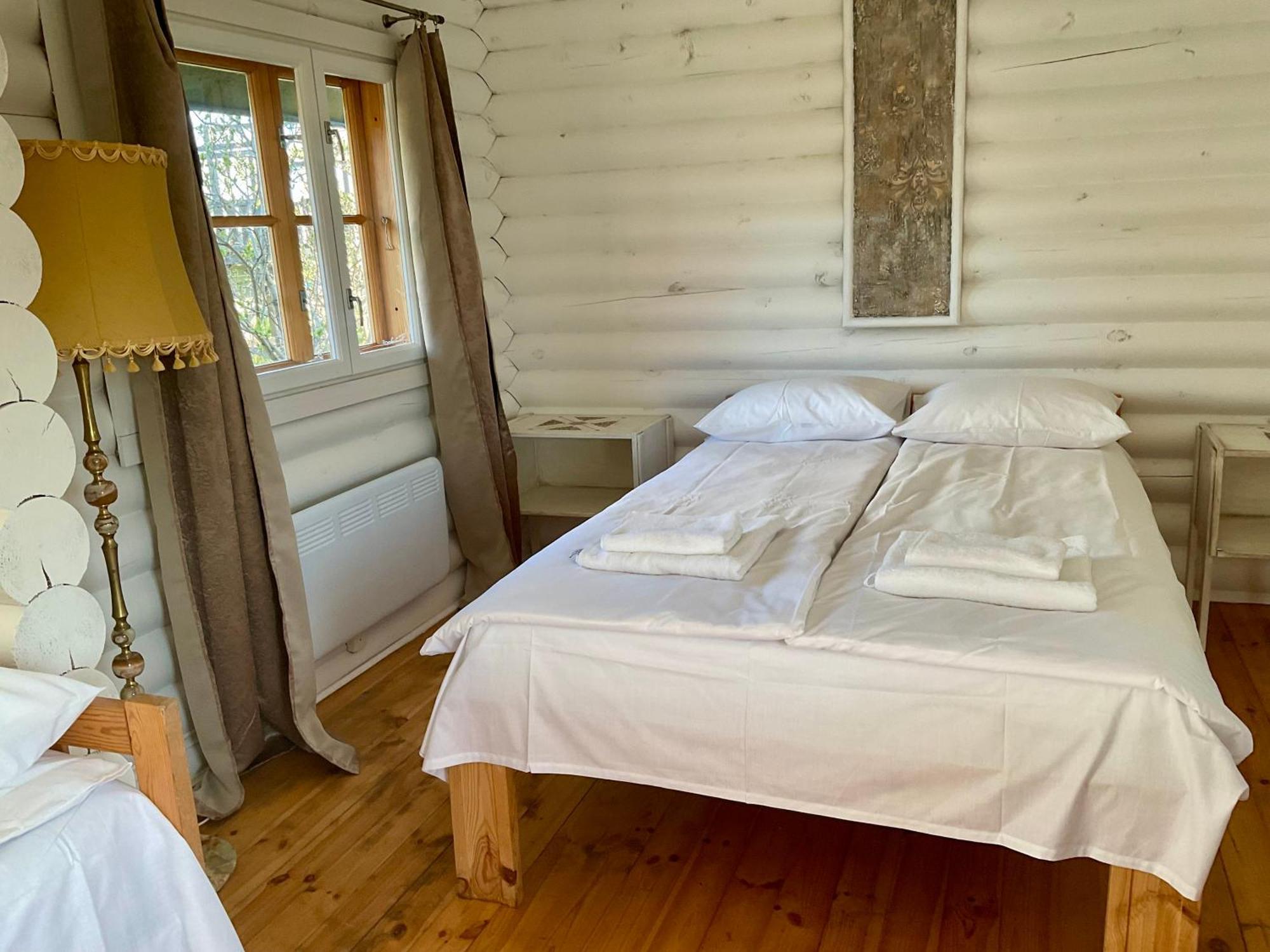 Kliff Butiik Majutus & Restoran Hotell Panga Exteriör bild