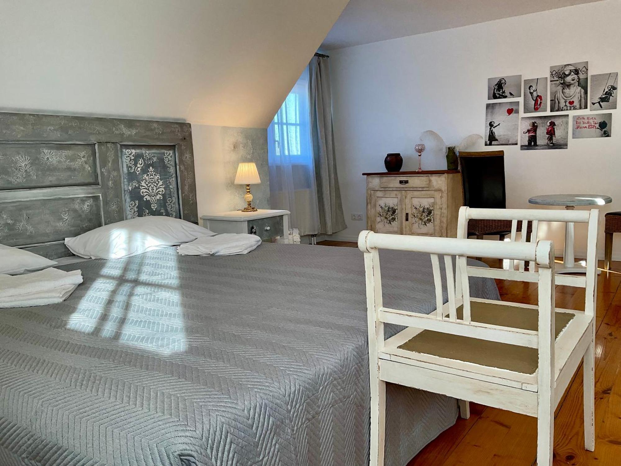 Kliff Butiik Majutus & Restoran Hotell Panga Exteriör bild