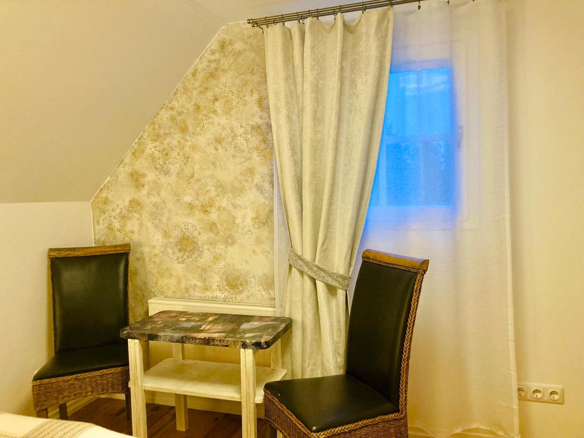 Kliff Butiik Majutus & Restoran Hotell Panga Exteriör bild